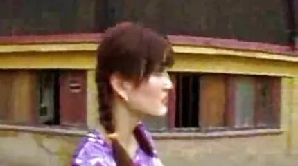 คุกเข่าของฉันและทำการดูดที่ดี วิ ดิ โอ โป๊