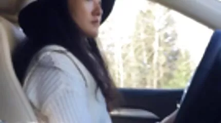 เพื่อนหัวโล้น fucks MILF วีดีโอ โป้ ออนไลน์ ด้วยการรีดนมขนาดใหญ่ในห้องครัว