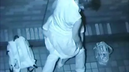 แฟนหนุ่มกระเจี๊ยวใหญ่ fucks ลาติน่าอย่างทรงพลัง วี ดี หนัง โป้