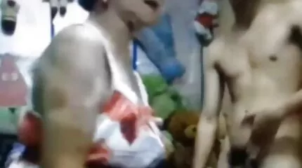 เย็ดสาวหุ่นเพรียวหีแฉะ วีดีโอ โป้ ฝรั่ง
